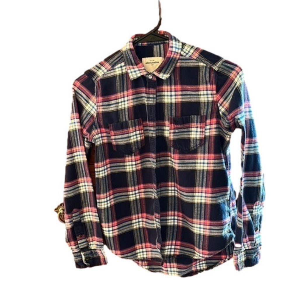 Abercrombie Girl’s flannel shirt size XL EUC